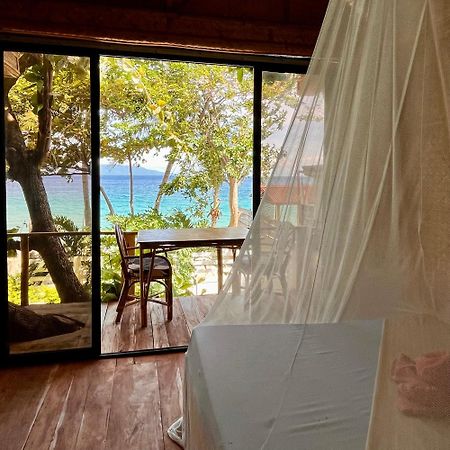 Amami Beachfront Villa With Private Beach Puerto Galera Εξωτερικό φωτογραφία