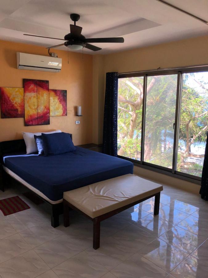 Amami Beachfront Villa With Private Beach Puerto Galera Εξωτερικό φωτογραφία