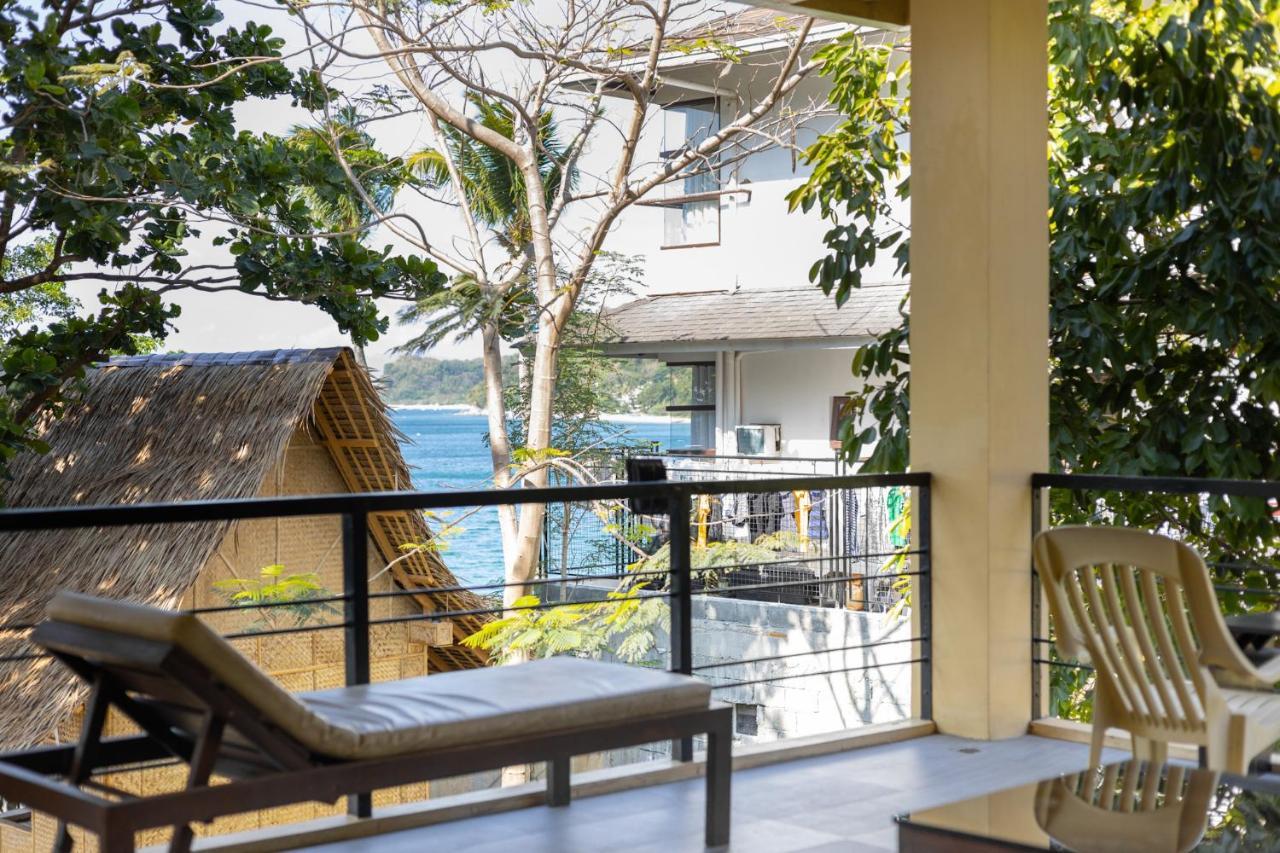 Amami Beachfront Villa With Private Beach Puerto Galera Εξωτερικό φωτογραφία