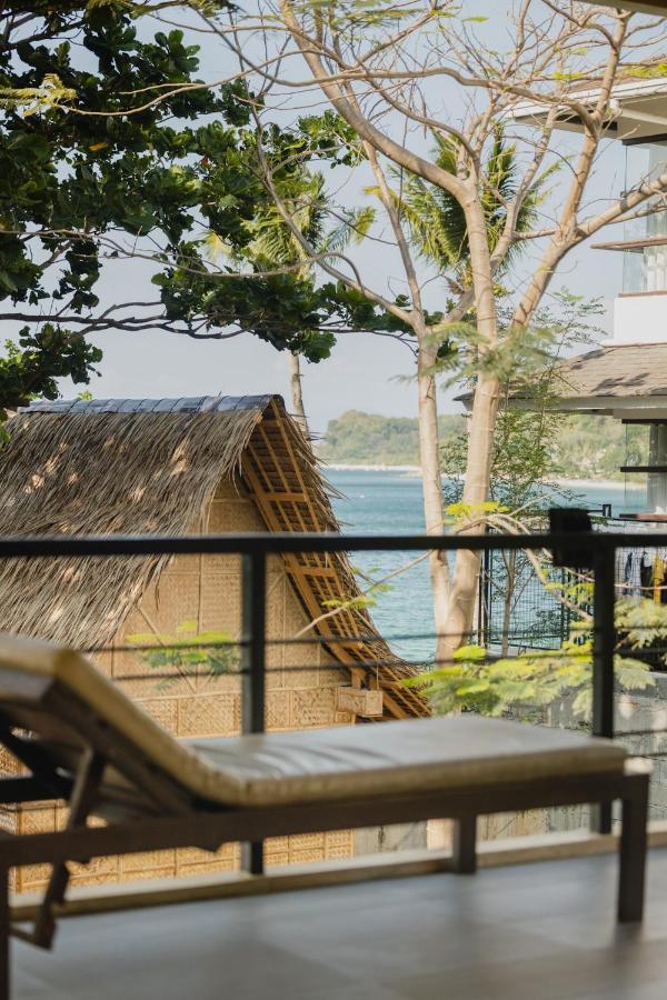 Amami Beachfront Villa With Private Beach Puerto Galera Εξωτερικό φωτογραφία