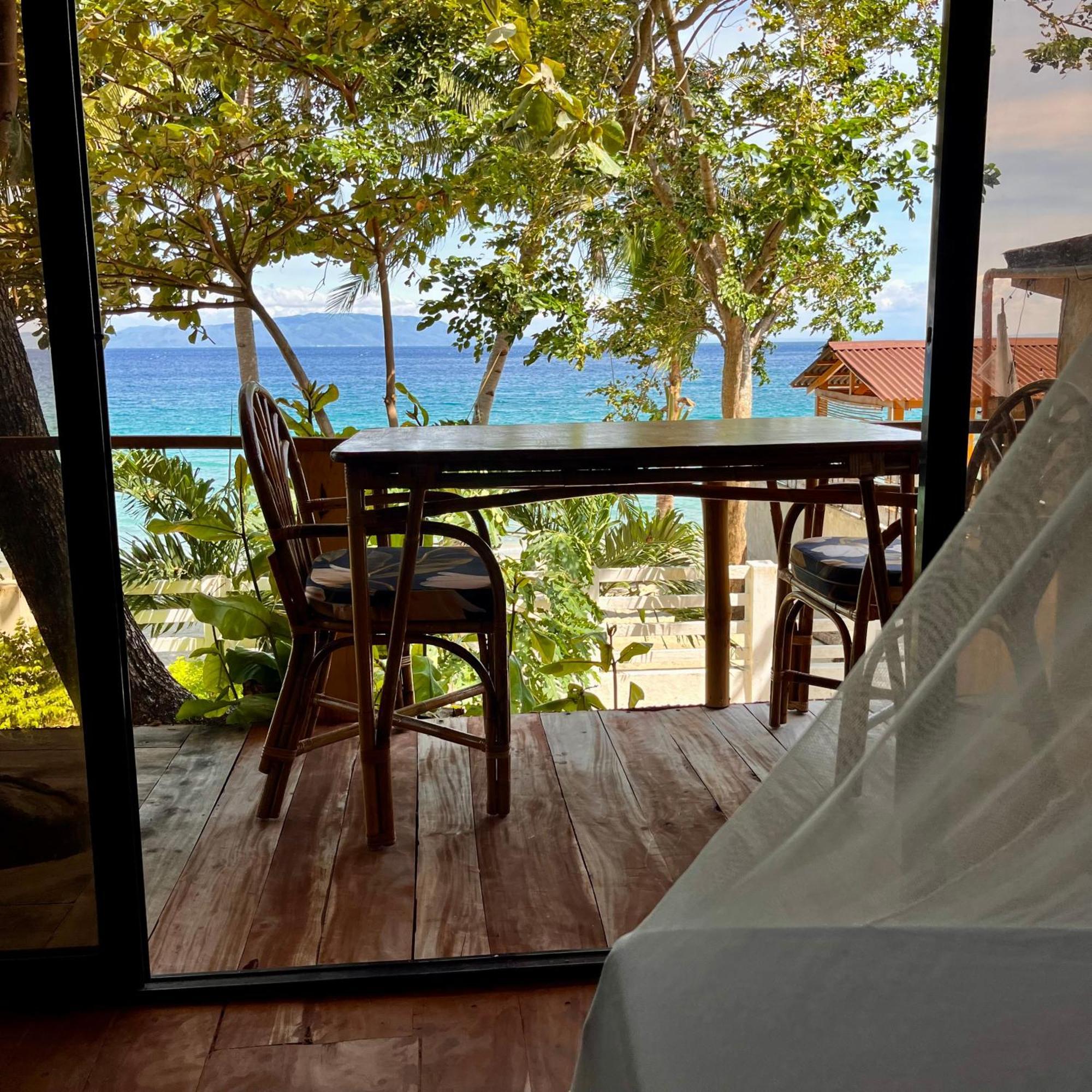 Amami Beachfront Villa With Private Beach Puerto Galera Εξωτερικό φωτογραφία