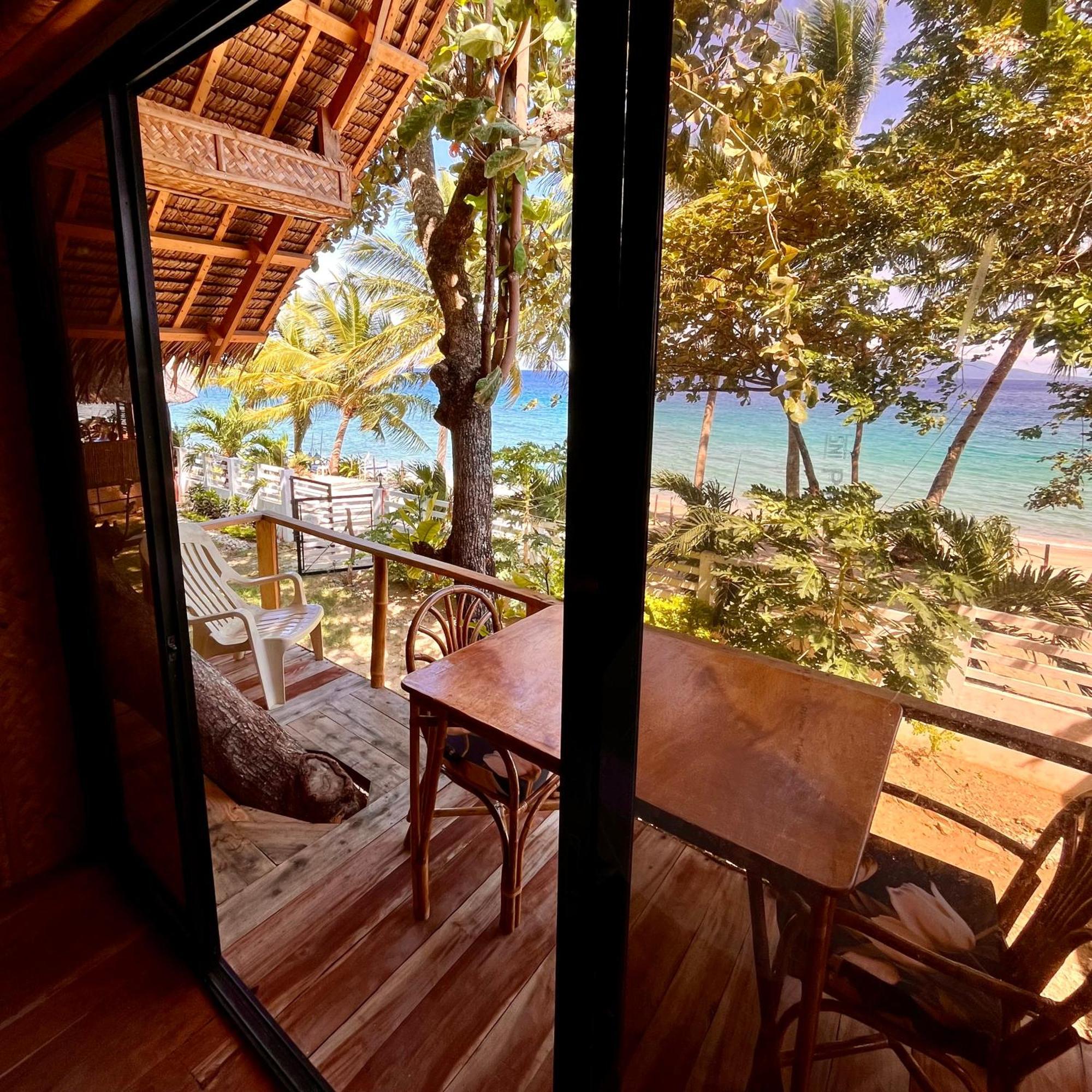 Amami Beachfront Villa With Private Beach Puerto Galera Εξωτερικό φωτογραφία